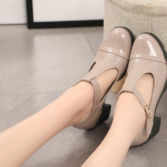 Women's T-Strap Oxfords Dress Shoes - Picture 7 of 7